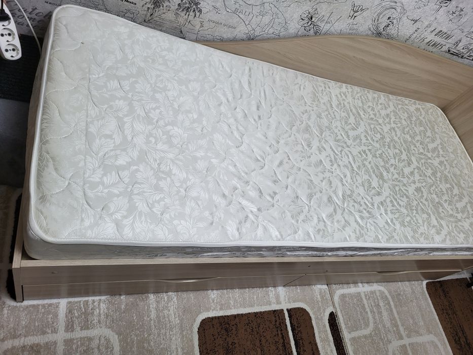 Продам две детские кровати!!!