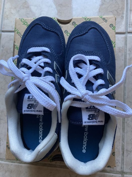 Adidasi new balance 34,5