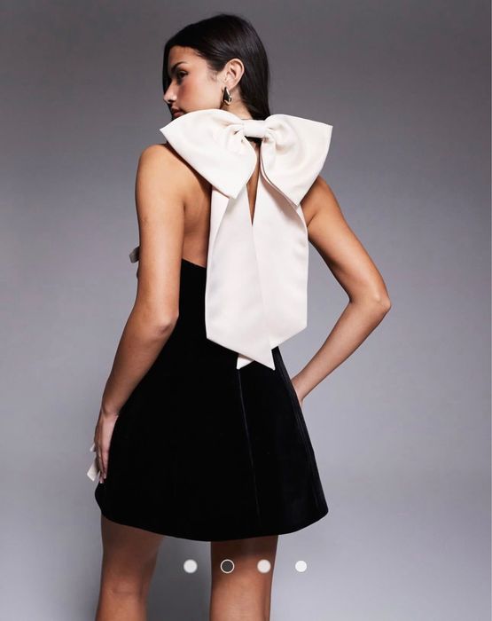 ASOS официални нови оригинални рокли