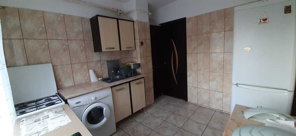 Direct proprietar ofer spre inchiriere garsoniera zona Politehnicii.