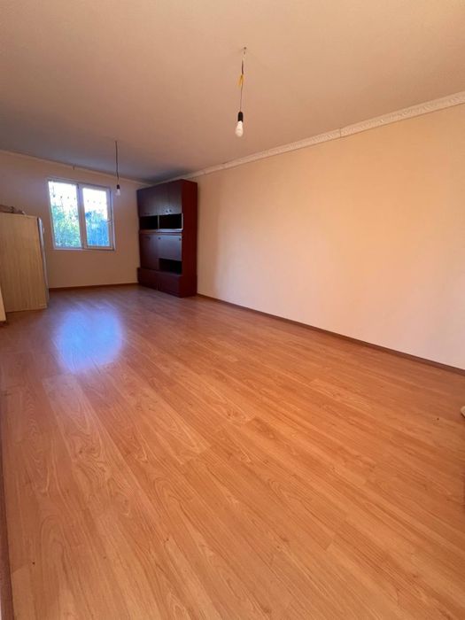 СРОЧНО ПРОДАЁТСЯ ДАЧА С КАДАСТРОМ 6 соток, дом 200кв, 2 уровня