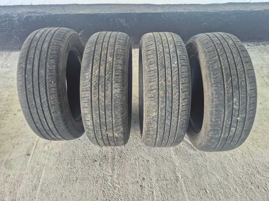 Продаю шины на 215/60/R17
