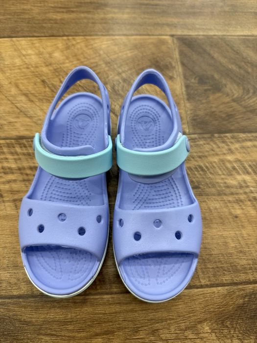 Сандалии Crocs новые