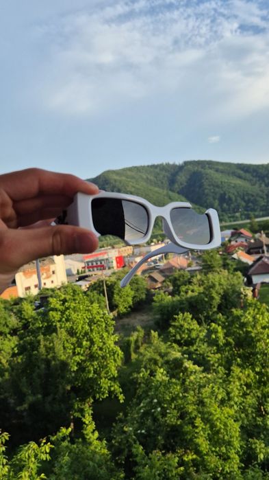 Ochelari de soare Off White Cady albi