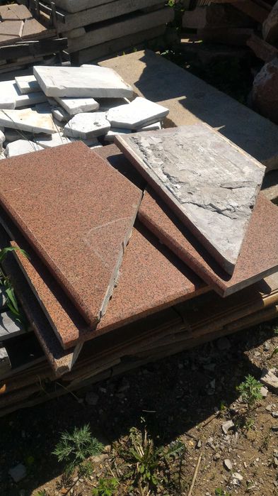 Бой плитки гранита Б/У