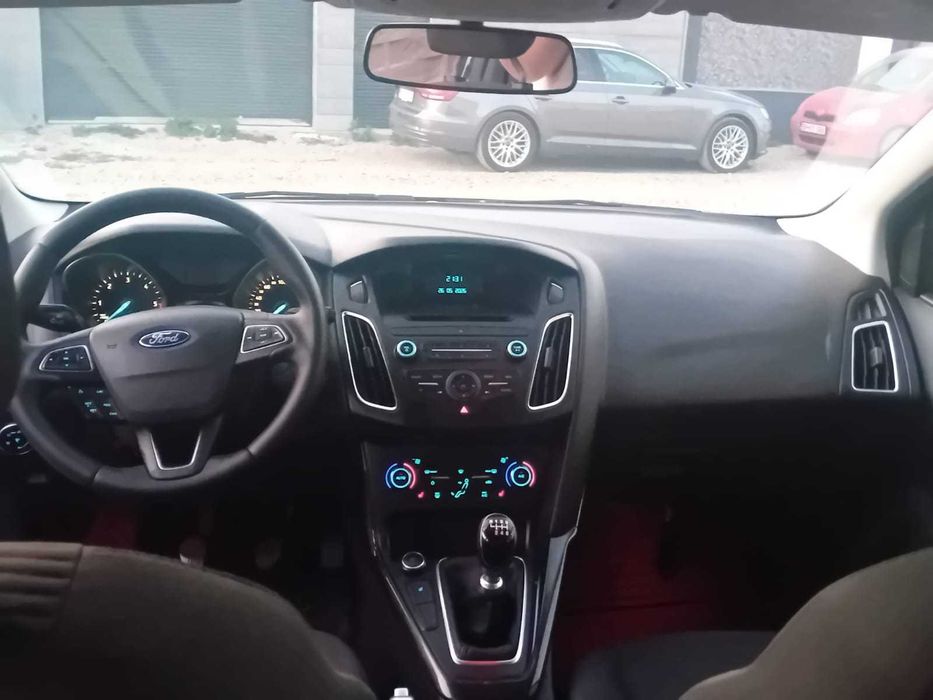 Urbană economică – consum mic, taxe reduse – Ford