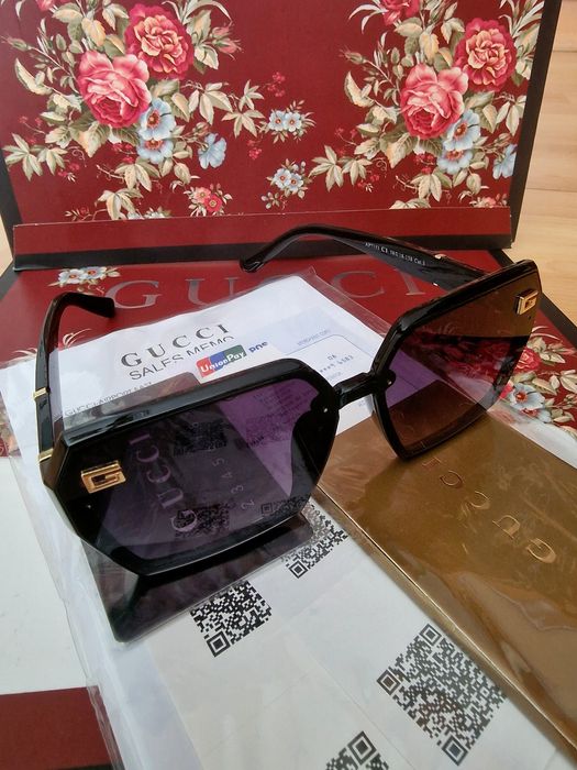 Ochelari Gucci new model, saculet, etichetă