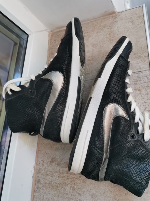 Оригинални кецове Nike естествена кожа