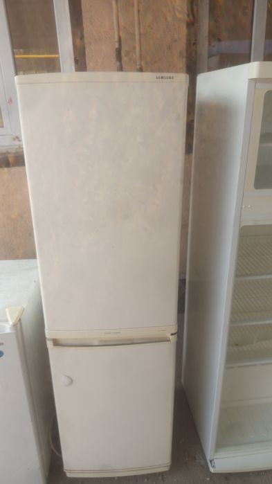 Холодильники бытовые б.у