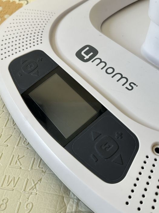 Шезлонг 4 moms для младенцев