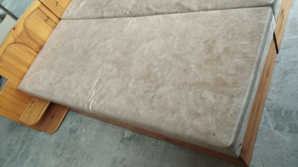 Две легла / спалня с матраци