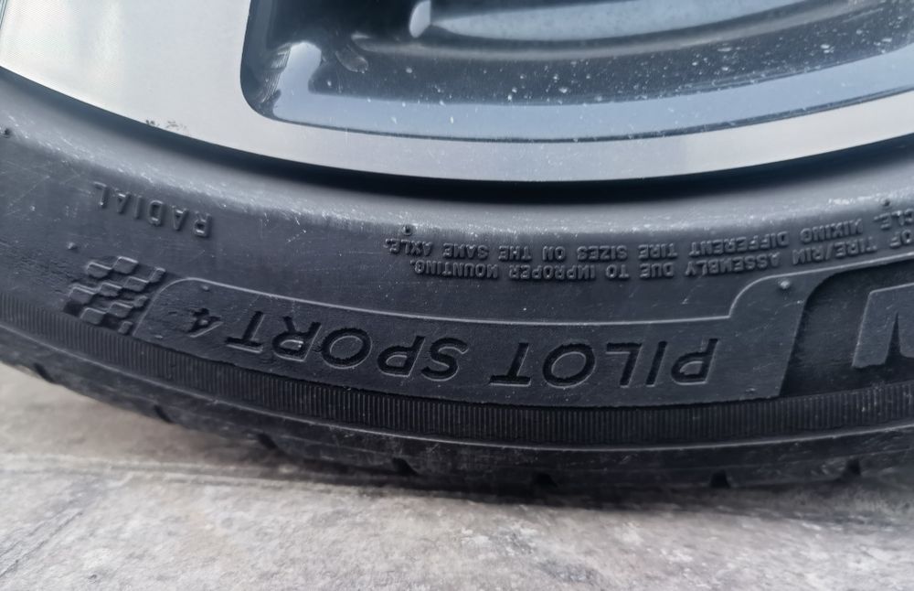 Anvelope vara Michelin Pilot Sport 5, 225/45 zr19 96w