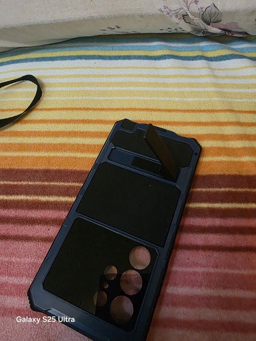 Vand sau schimb . Samsumg ultra 25