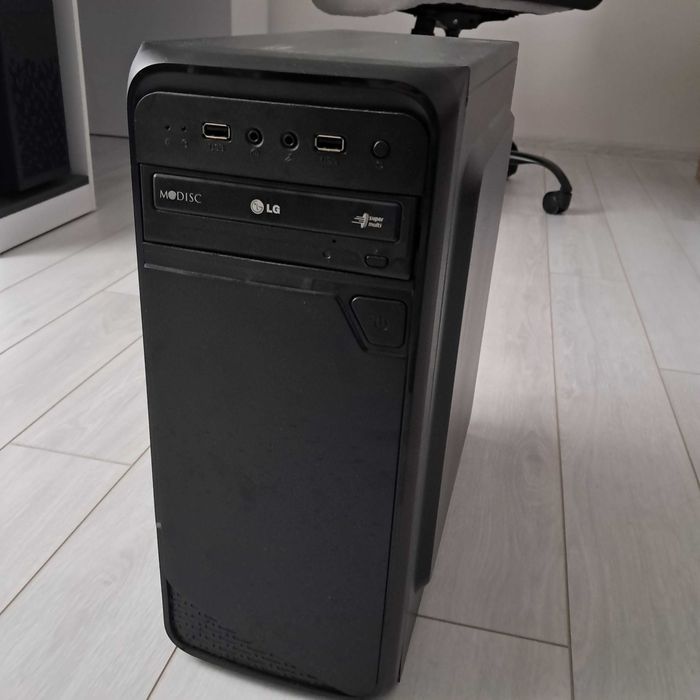 Компютър - абсолютно нов