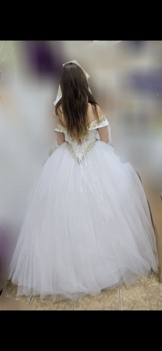 Rochie de mireasa stil printesa