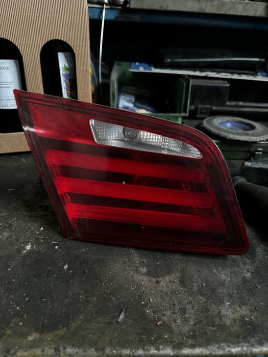 Tripla/stop bmw f10 mic stanga