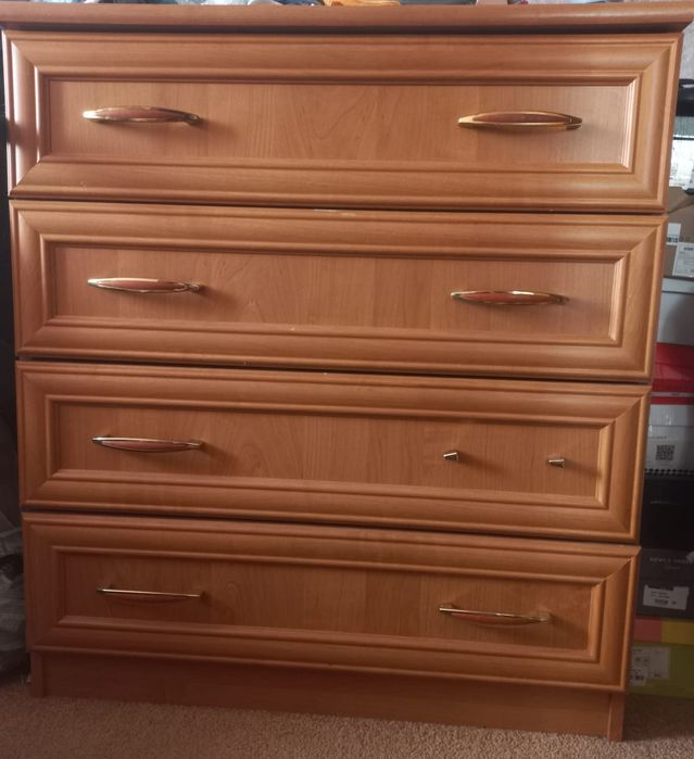 Шкаф угловой+ комод