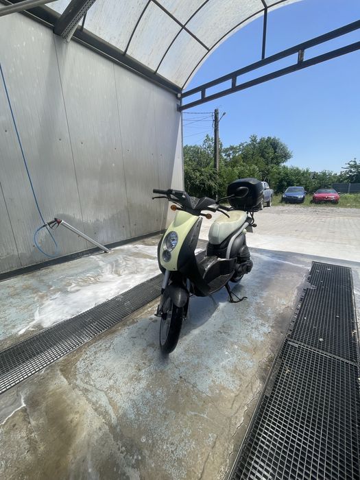 Vand scuter peugeot