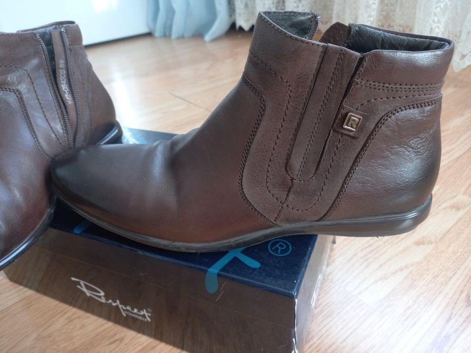 Продам демисезонную обувь