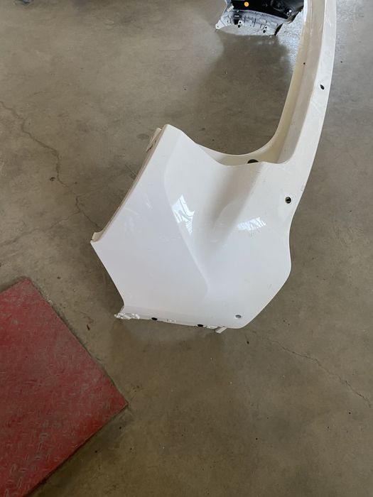 Задна броня grand cheroki 2022 г