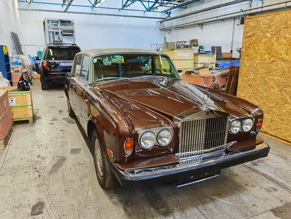 Inchiriez Rolls Royce clasic, retro, epoca, aer conditionat