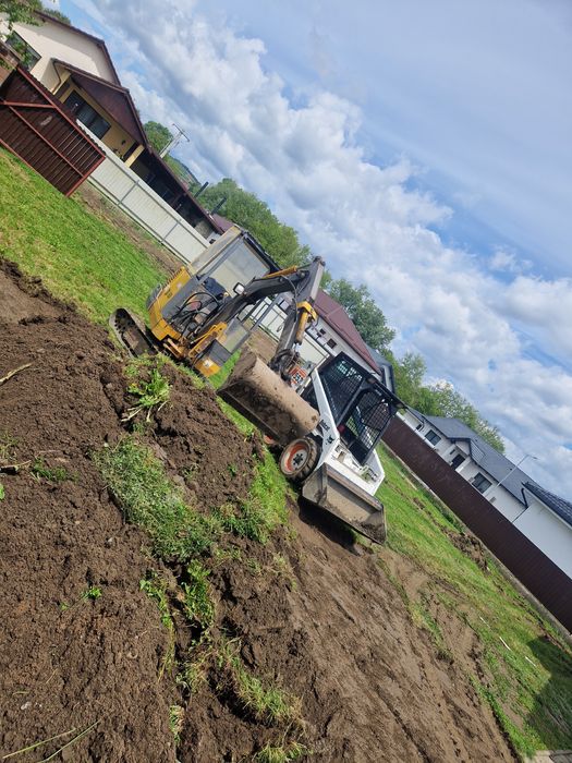 Execut lucrări cu bobcat și miniexcavator