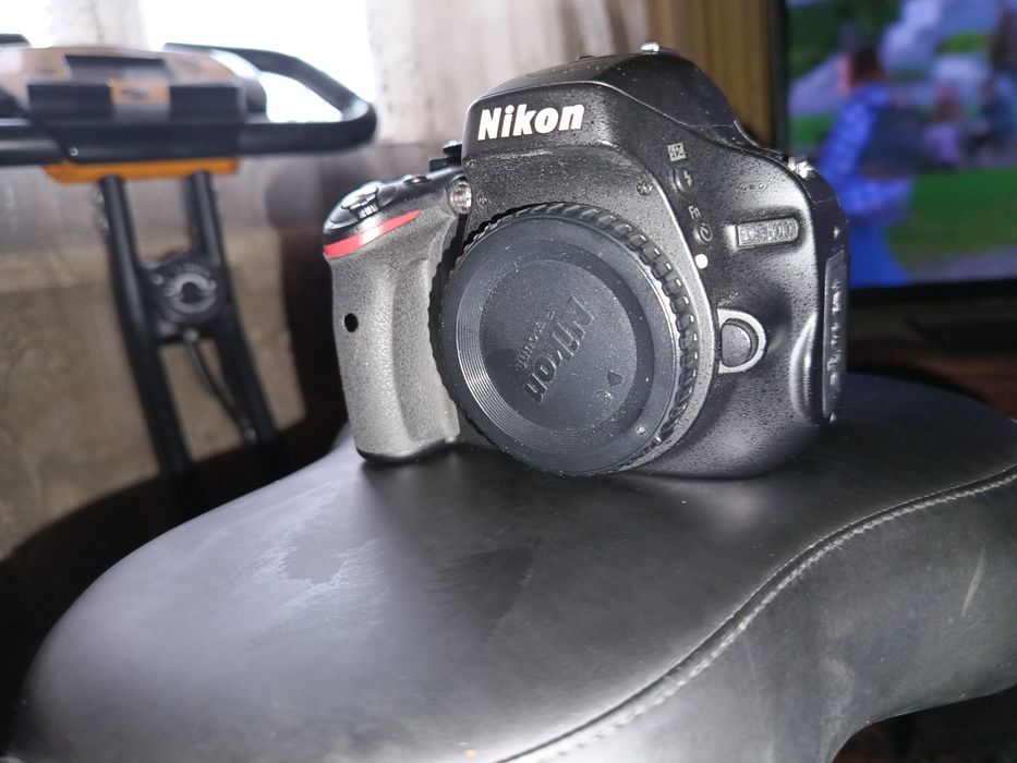 Nikon D5100 на запчасти