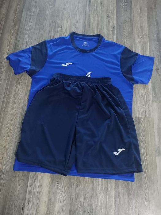 Футбольная форма Joma
