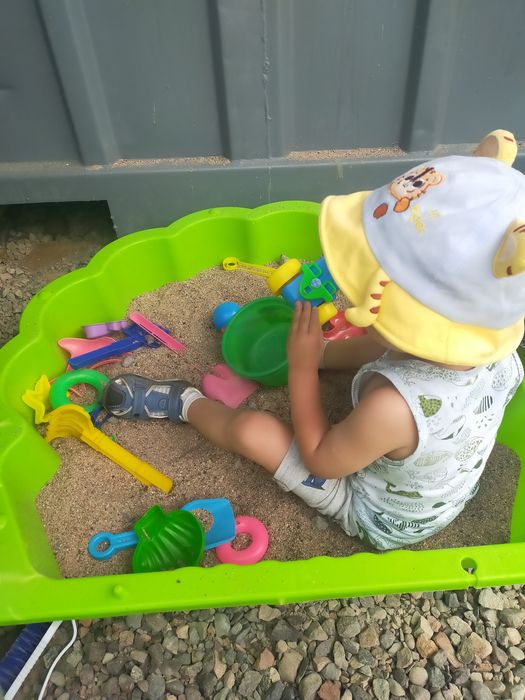 Продам песочницу-бассейн