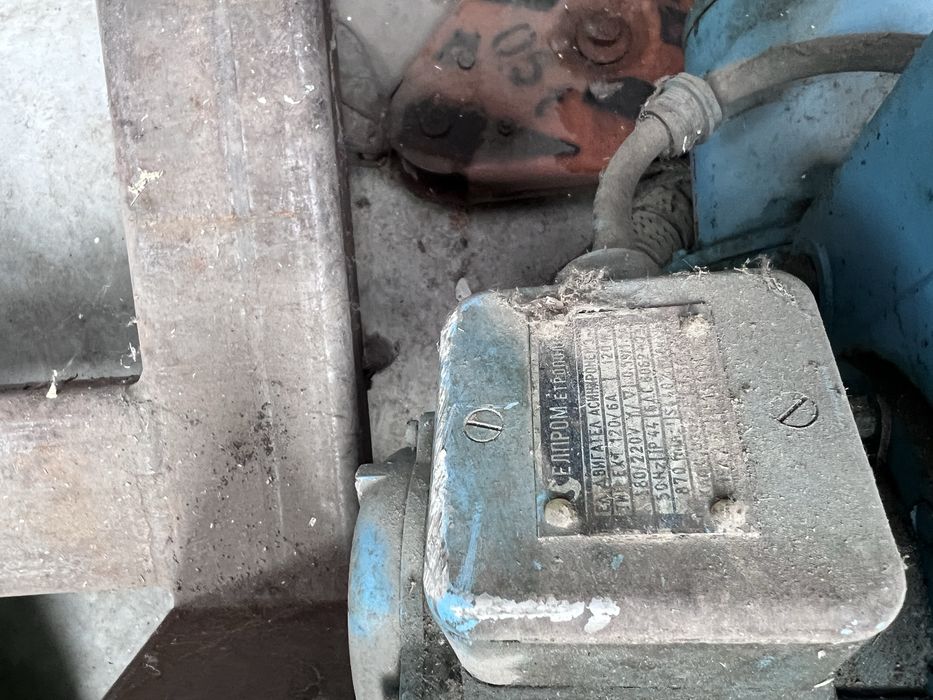 Продавам Телфер 500 кг