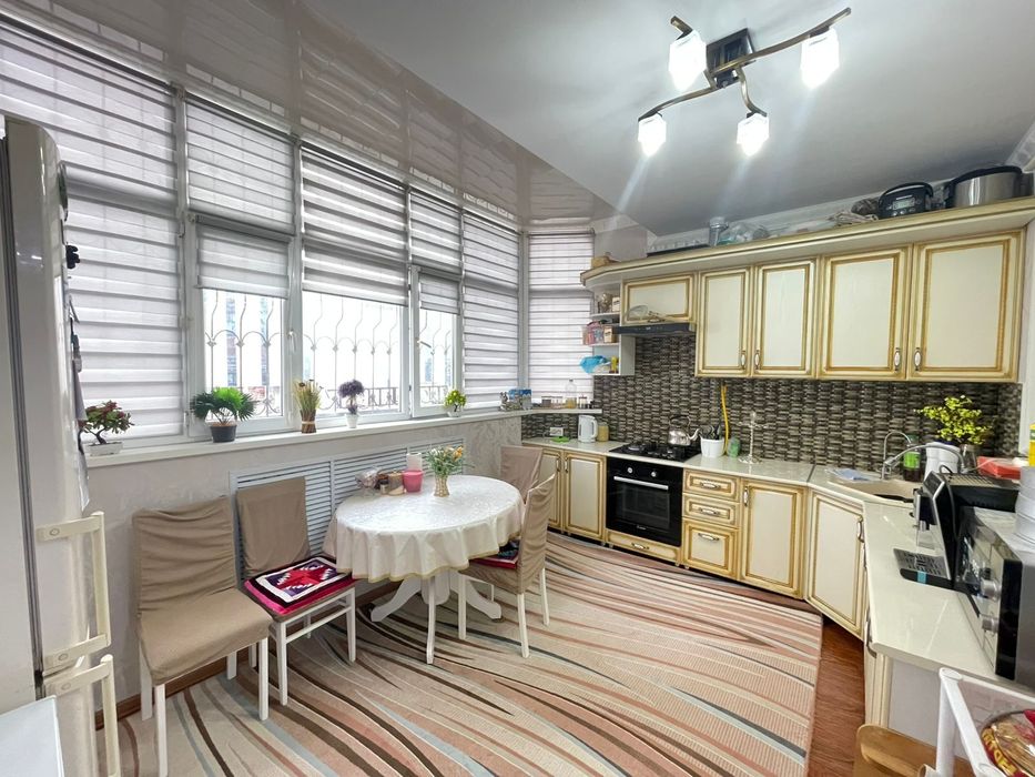 Продам 3 х комнатную квартиру