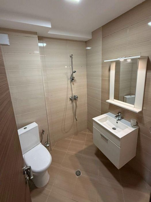 Дава се под наем Тристаен апартамент в София, Младост 2 - 100 кв.м за 1000 € - Снимка #3