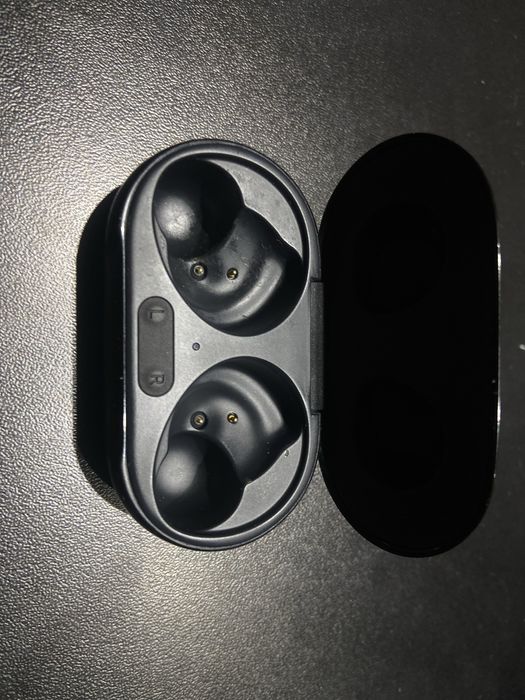 Продам Samsung Galaxy Buds