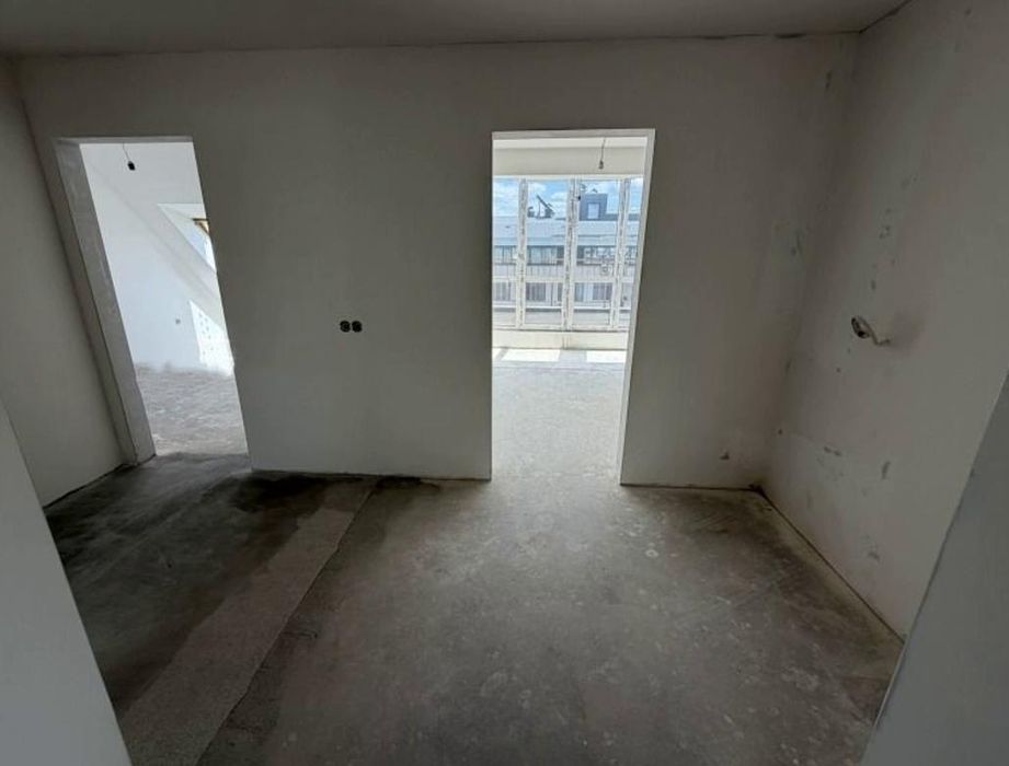 Продава се Четиристаен апартамент в София, Център - 197 кв.м за 1398 €/кв.м - Снимка #8
