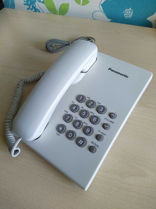 Интегрированный телефон Panasonic, модель №КХ-TS2350CA