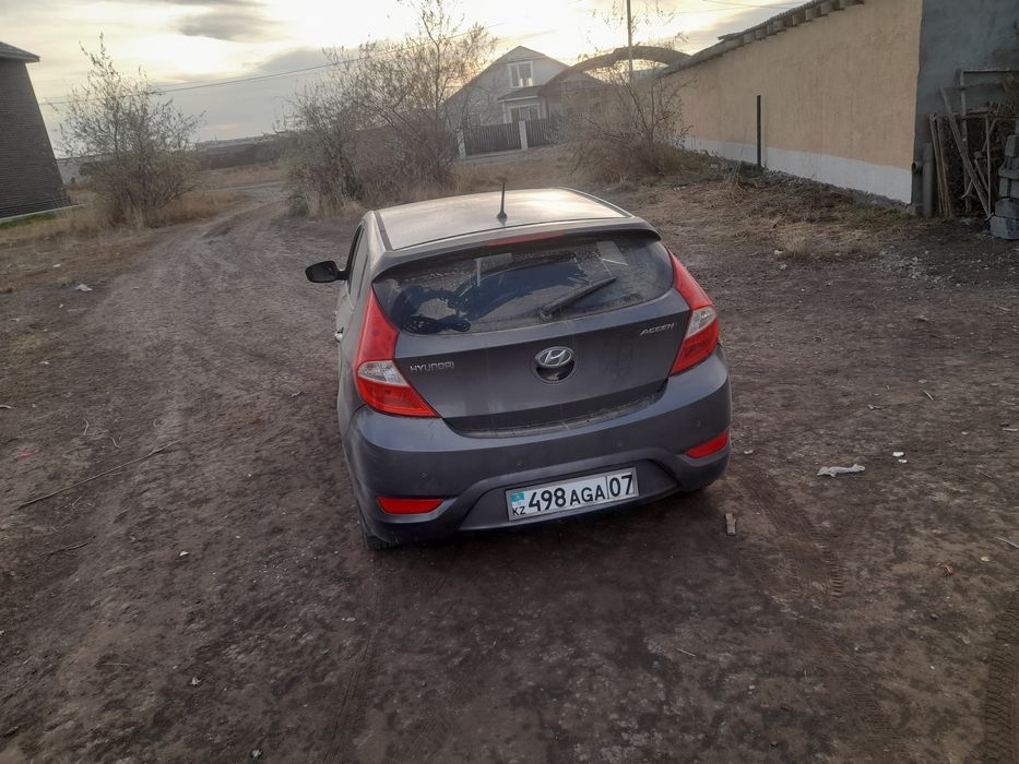 Продам хюндай акцент солярис