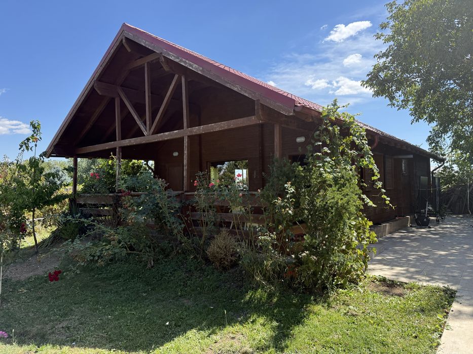 Casa din lemn de locuit 62 mp + terasa 19 mp - 2 dormitoare