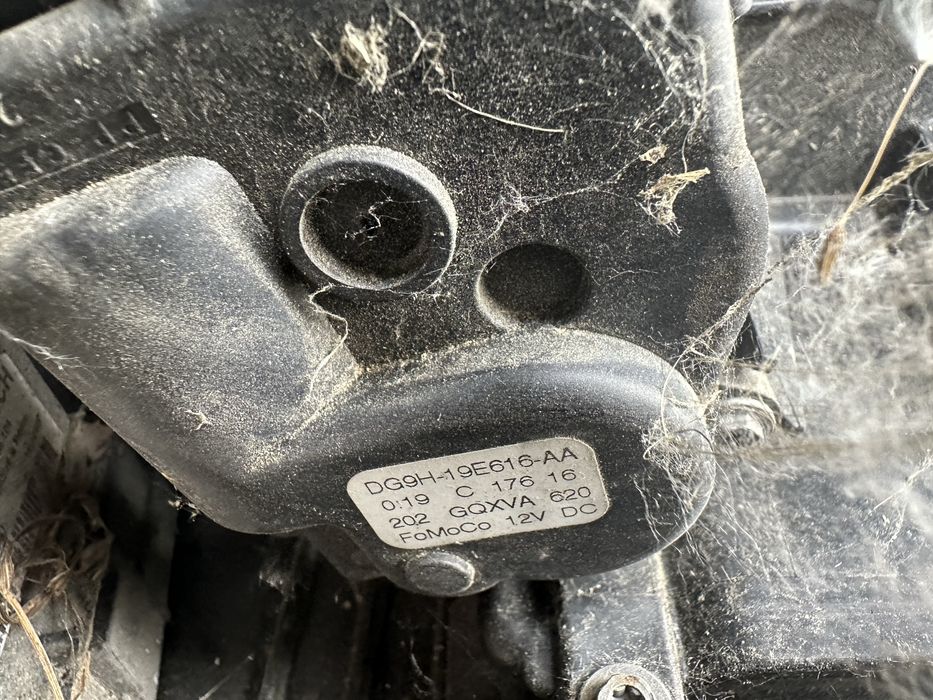 Grup caldura Ford Mondeo mk5 de europa + motoras reglaj aer / aeroterma de sub bord / calorifer caldura