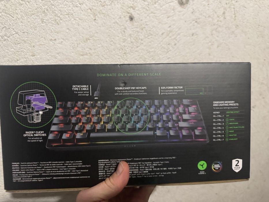 Нова Геймърска механична клавиатура RAZER HUNTSMAN MINI PURPLE Switch