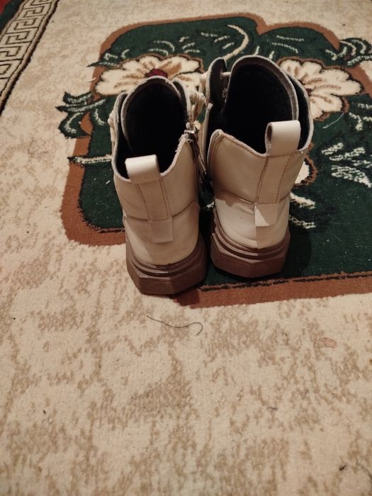 Ботинки 33 размер 25000 сум