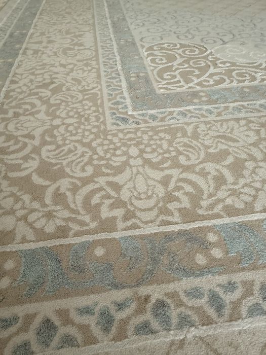 Продам 2 одинаковых ковра