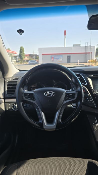 Hyundai i40 1.7CRDi 100kW 2012
