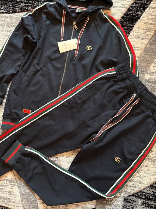 Trening Gucci    .