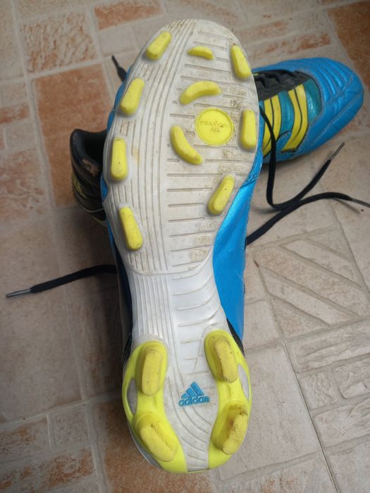 Футболни бутонки Adidas Predator 40 номер