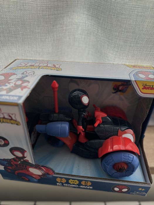 Спайдер мен кола с дистанционно spidey racer