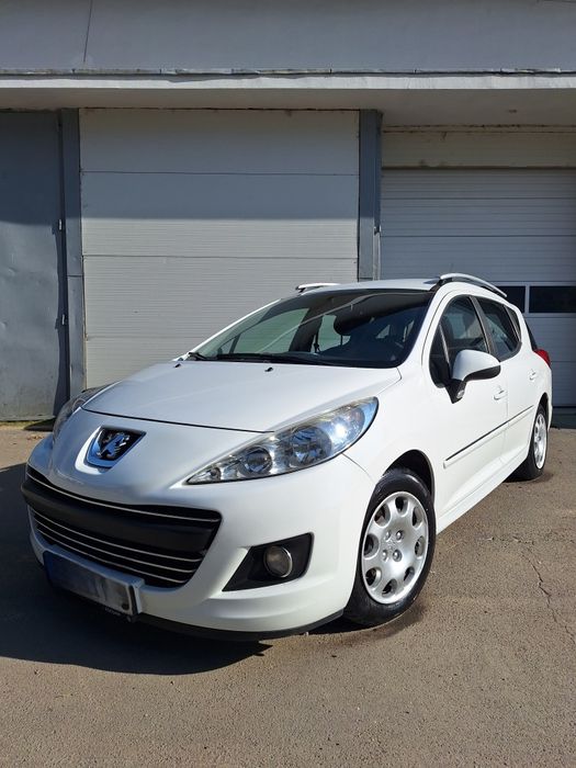 Peugeot 207 inmatriculat