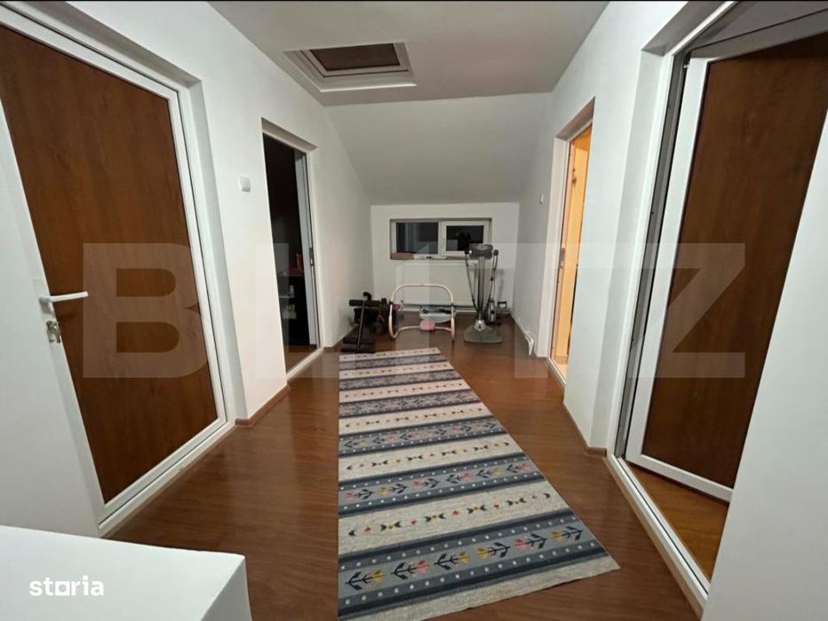 Casa de vanzare sau inchiriere, 7 camere, 315 mp, zona - Sisesti