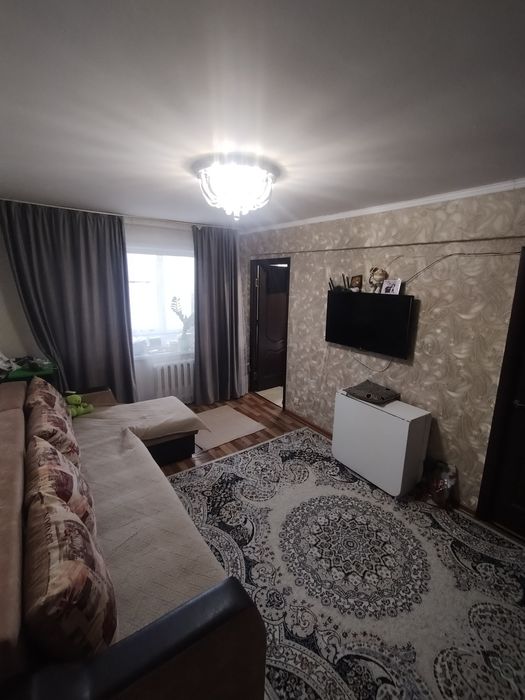 Продаётся 3 комнатная квартира на Сатпаева 12/2