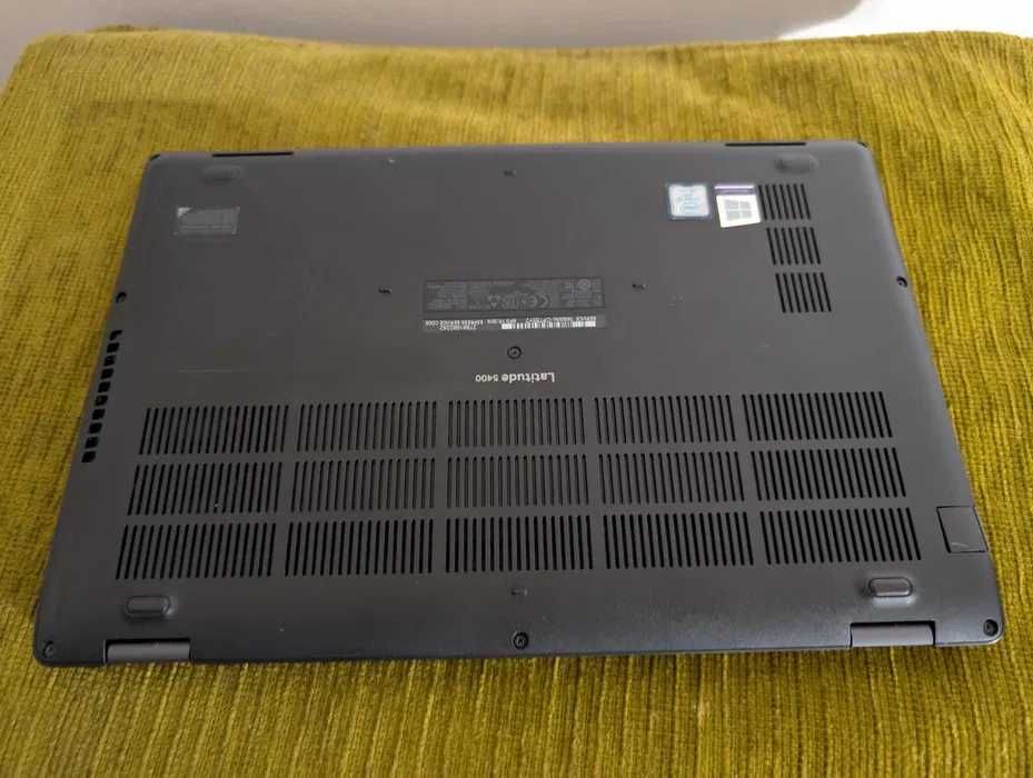 Laptop Dell Latitude 5400, 14" Full HD, Intel Core i5-8350, ram 8 GB DDR4, 256GB SSD