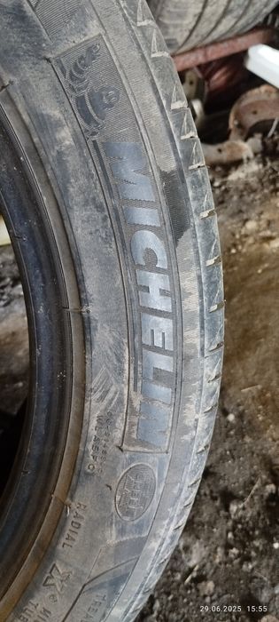 Продам резину 245/45 R17